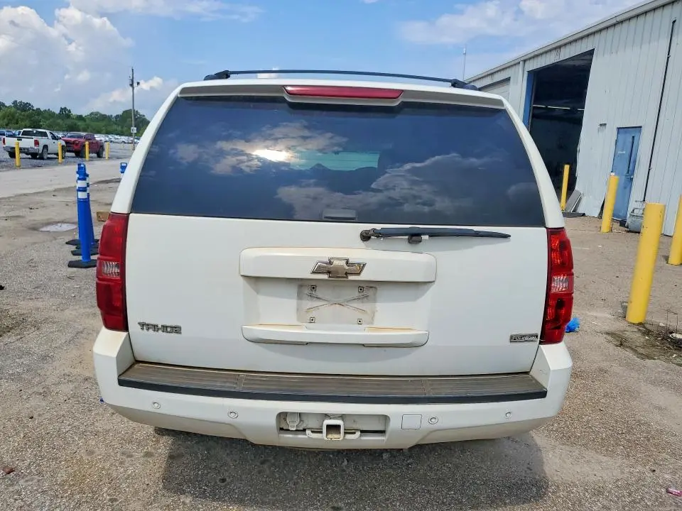 2011 CHEVROLET TAHOE C1500 LT  