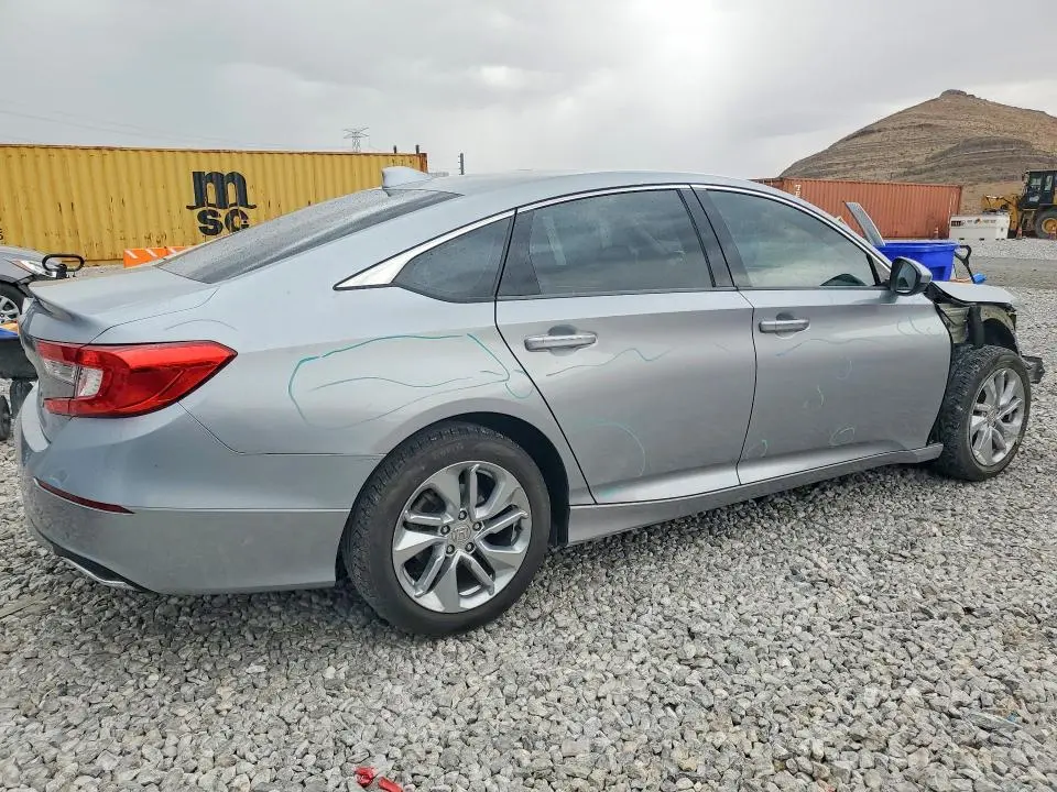2018 HONDA ACCORD LX  
