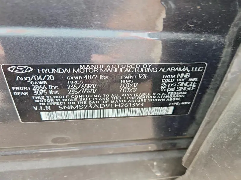 2020 HYUNDAI SANTA FE SE  
