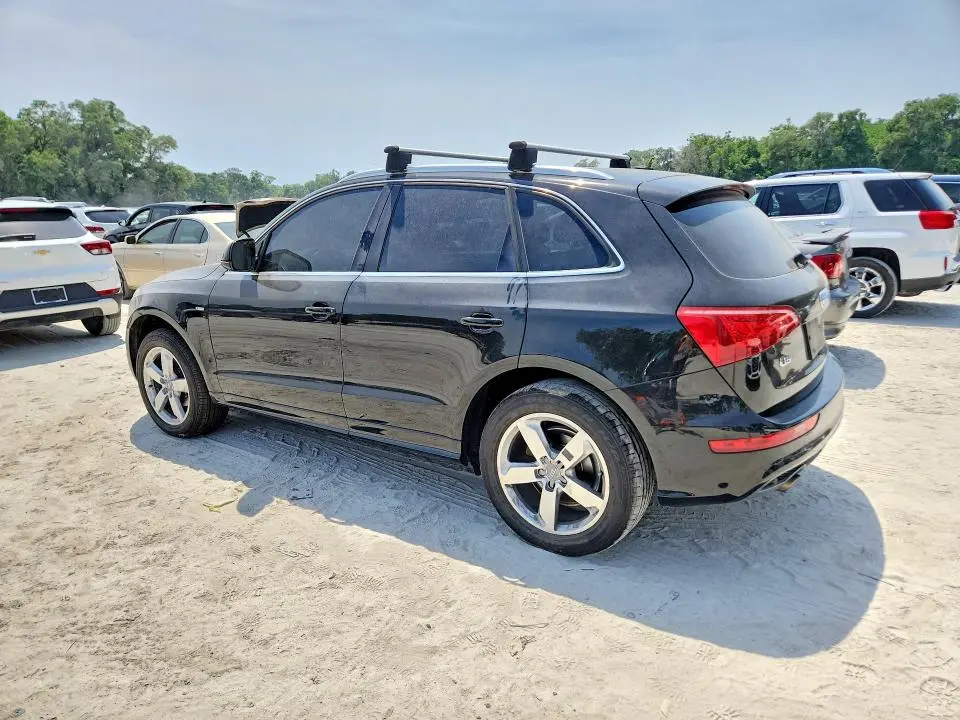 2011 AUDI Q5 PREMIUM PLUS  