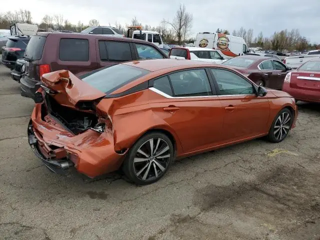 2022 NISSAN ALTIMA SR  
