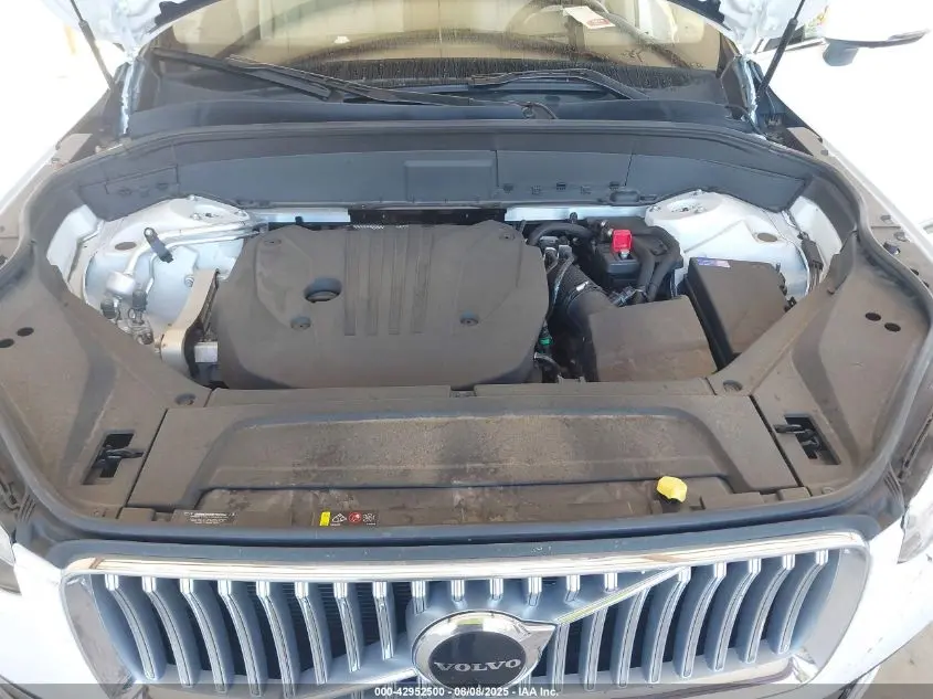2023 VOLVO XC90 B5 PLUS