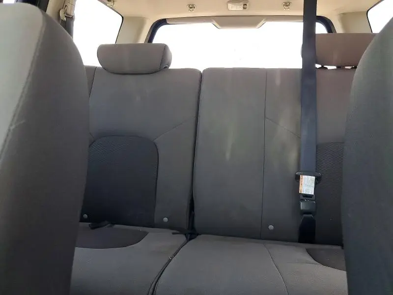 2011 NISSAN XTERRA OFF ROAD/S/SE  
