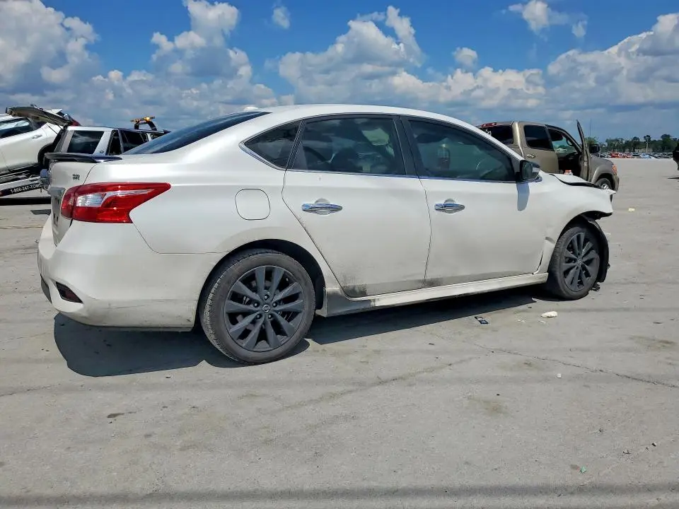 2017 NISSAN SENTRA SR  