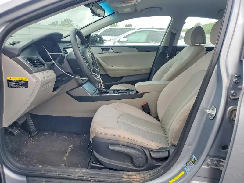 2017 HYUNDAI SONATA SE  