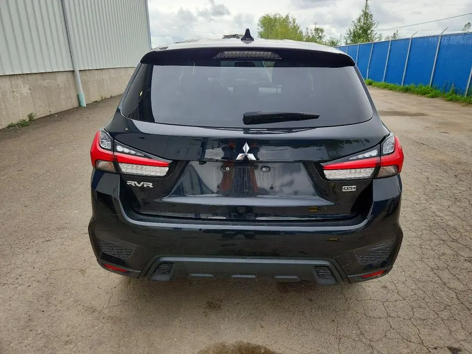 2025 MITSUBISHI RVR SE  