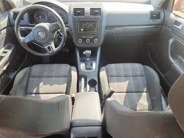 2010 VOLKSWAGEN JETTA SE  