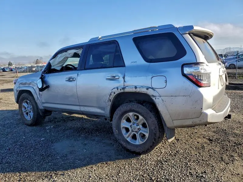 2015 TOYOTA 4RUNNER SR5  
