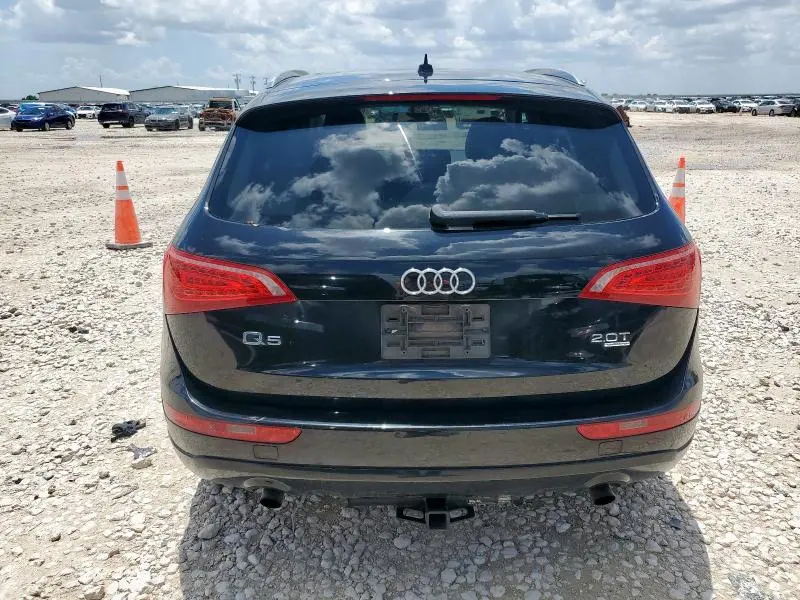 2011 AUDI Q5 PREMIUM  