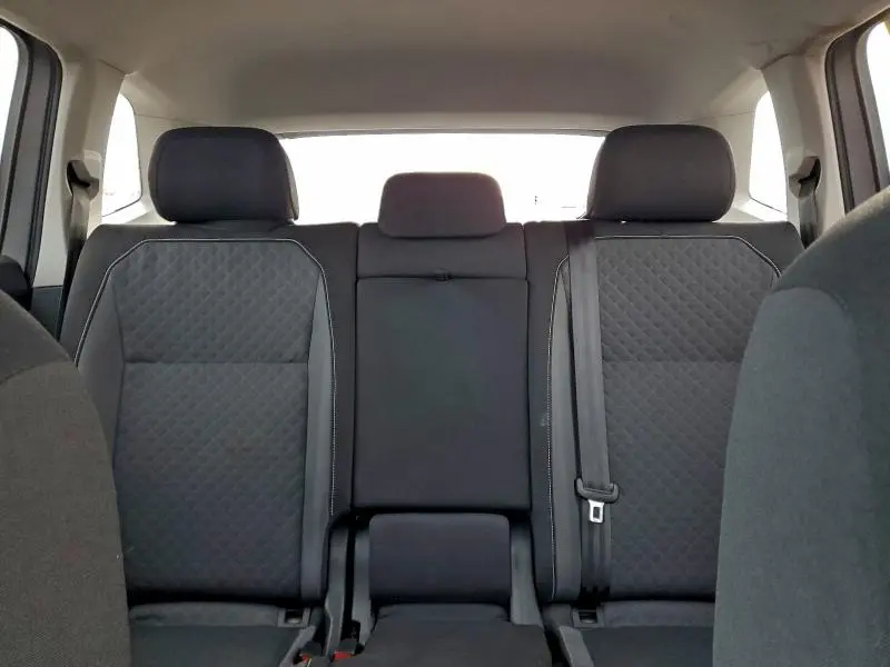 2021 VOLKSWAGEN TIGUAN S  