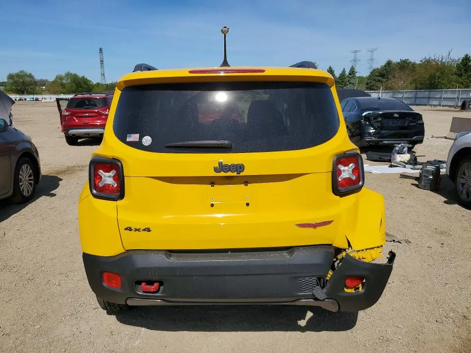 2015 JEEP RENEGADE TRAILHAWK  