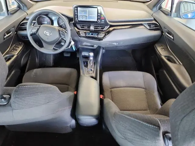 2019 TOYOTA C-HR XLE  