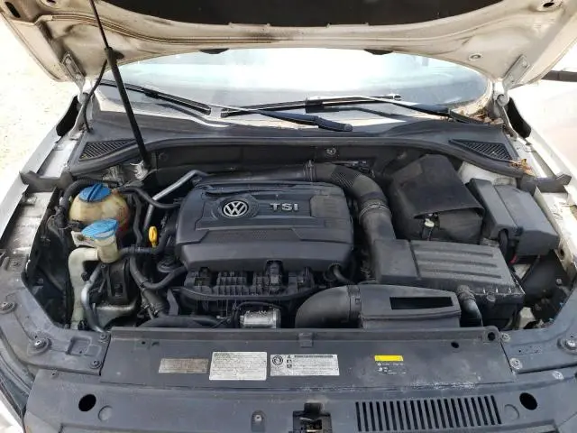 2015 VOLKSWAGEN PASSAT S  