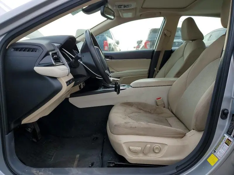 2022 TOYOTA CAMRY LE  