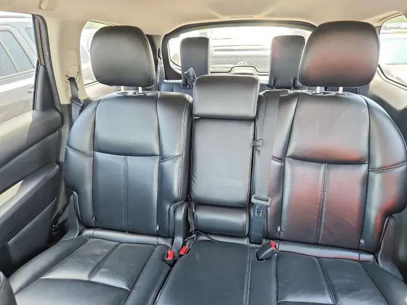 2015 NISSAN PATHFINDER SL  