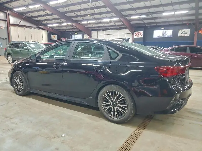 2022 KIA FORTE GT LINE  