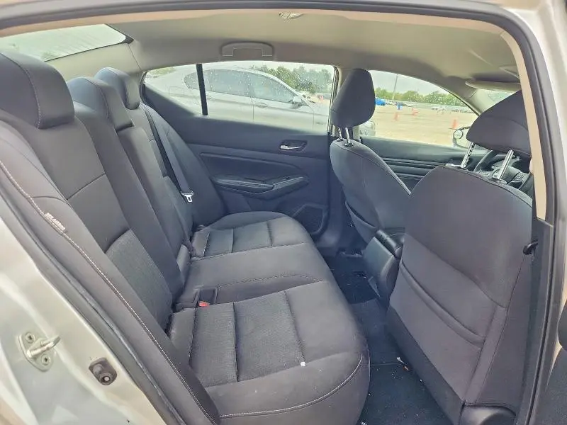 2019 NISSAN ALTIMA S  