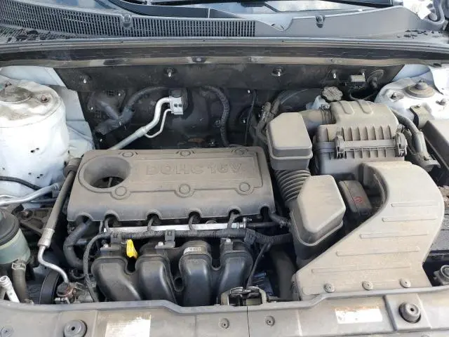 2011 KIA SORENTO BASE  