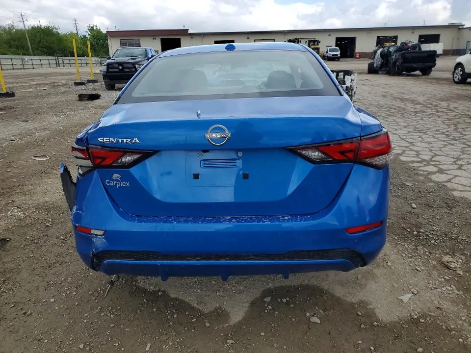 2025 NISSAN SENTRA SV  