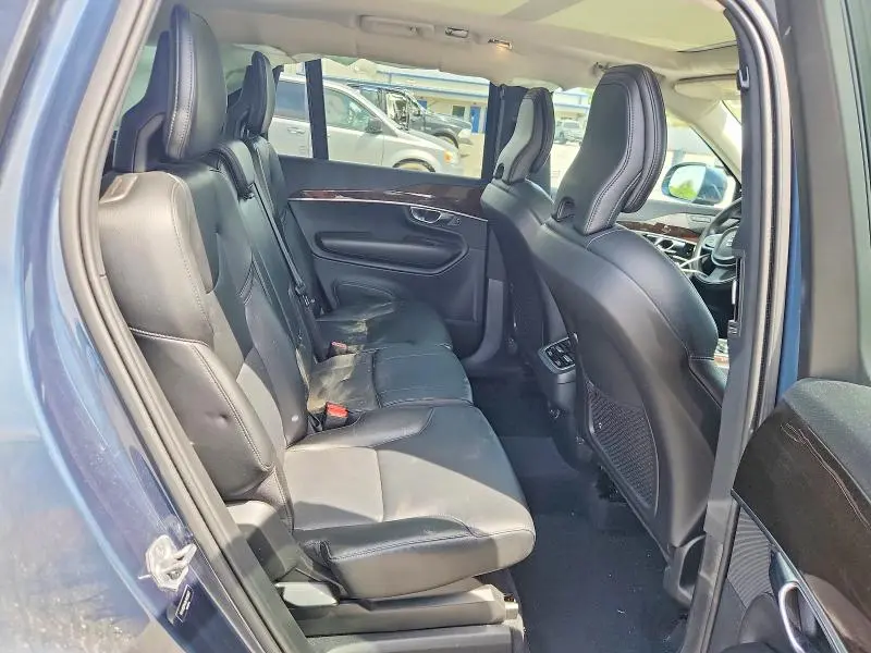 2019 VOLVO XC90 T5 MOMENTUM  