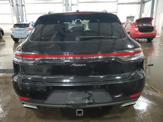 2019 PORSCHE MACAN   