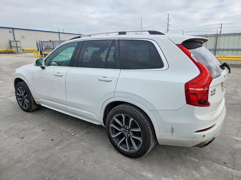 2018 VOLVO XC90 T6  