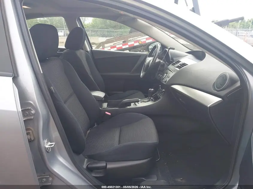 2012 MAZDA MAZDA3 I TOURING