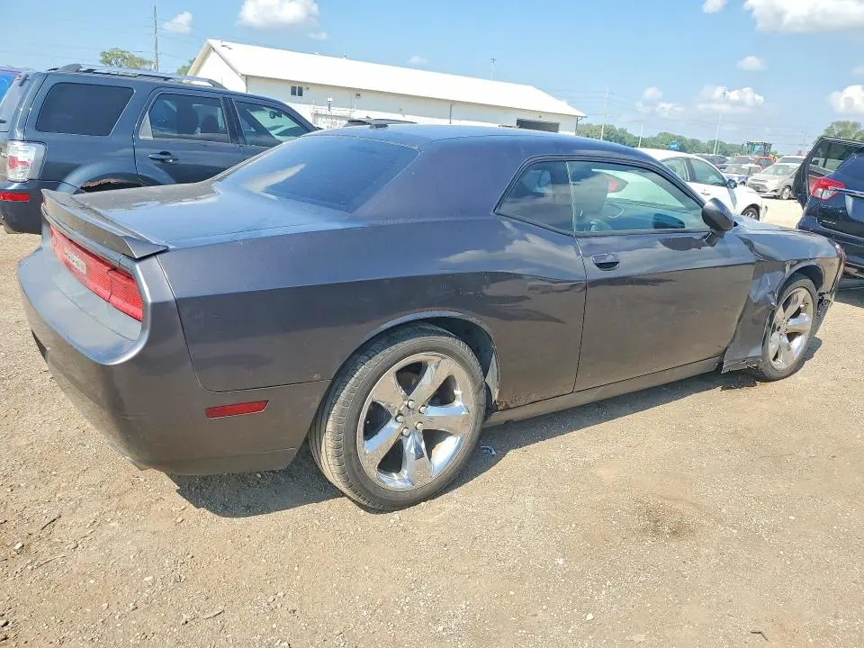 2013 DODGE CHALLENGER SXT  