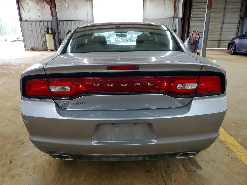 2013 DODGE CHARGER SE  