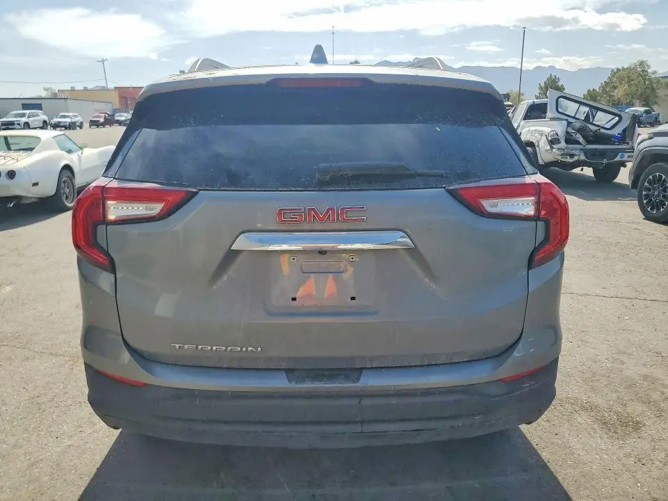 2023 GMC TERRAIN   