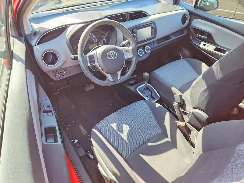 2015 TOYOTA YARIS 3-DOOR LE  