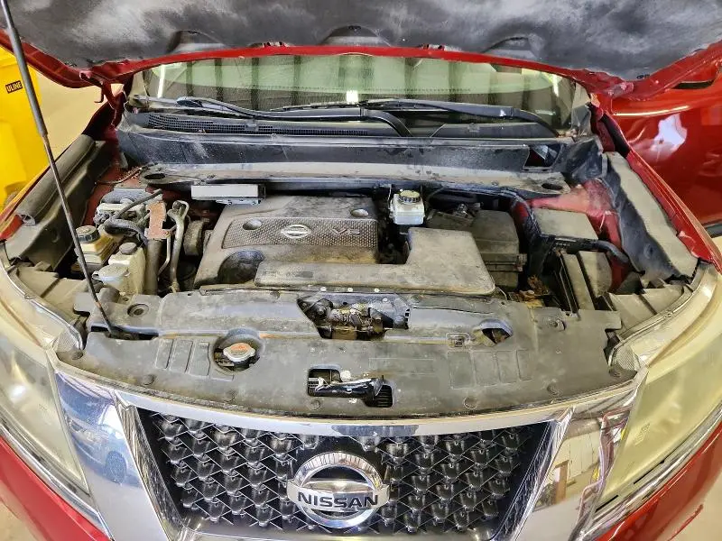 2014 NISSAN PATHFINDER SV  