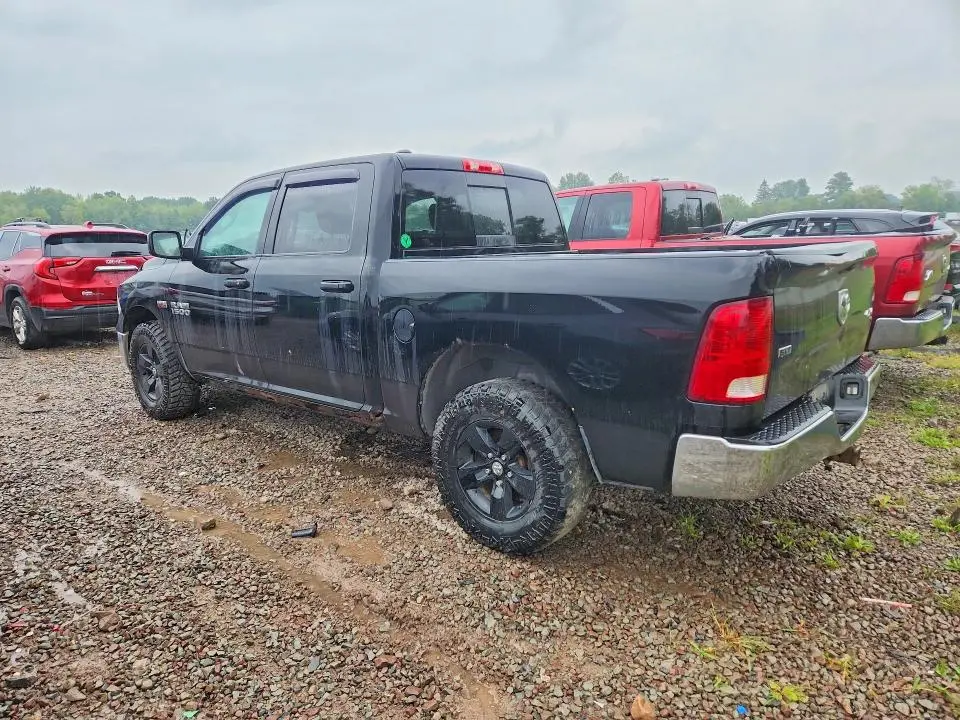 2018 RAM 1500 SLT  