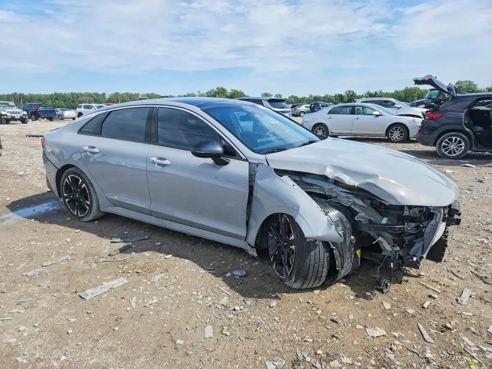 2023 KIA K5 GT LINE  