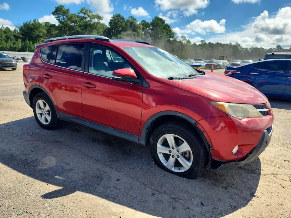 2014 TOYOTA RAV4 XLE  