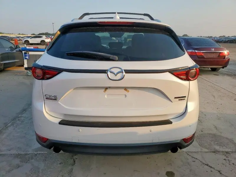 2021 MAZDA CX-5 SIGNATURE  