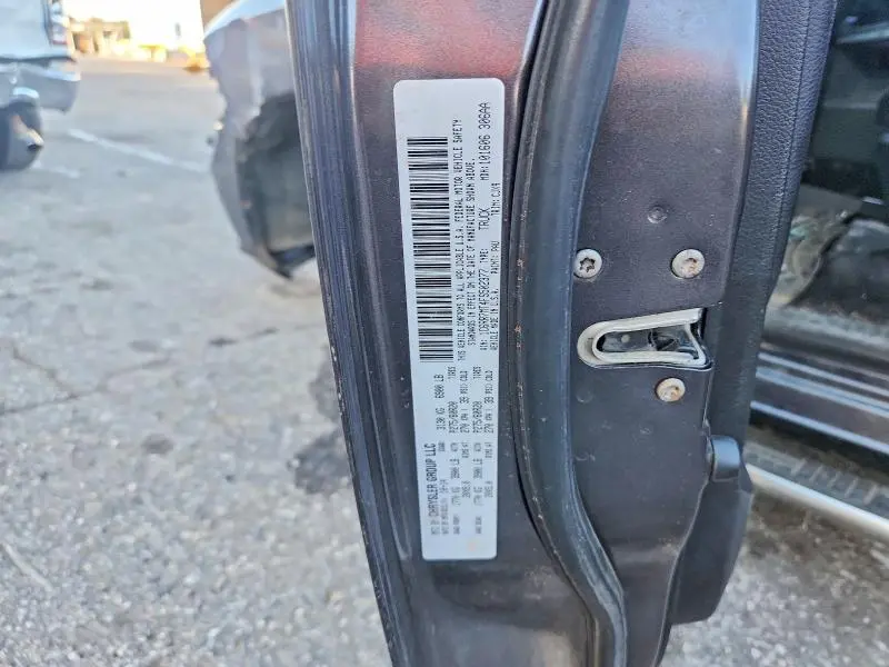 2015 RAM 1500 SPORT  