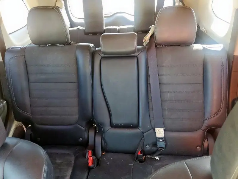 2019 MITSUBISHI OUTLANDER SE  