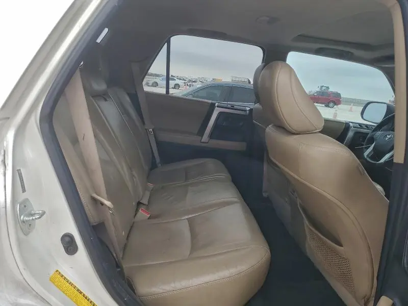 2011 TOYOTA 4RUNNER SR5  