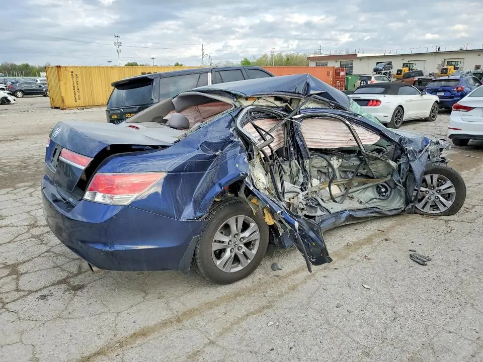 2011 HONDA ACCORD LXP  