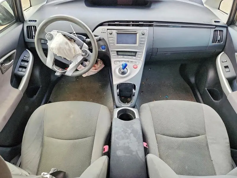 2013 TOYOTA PRIUS TWO  
