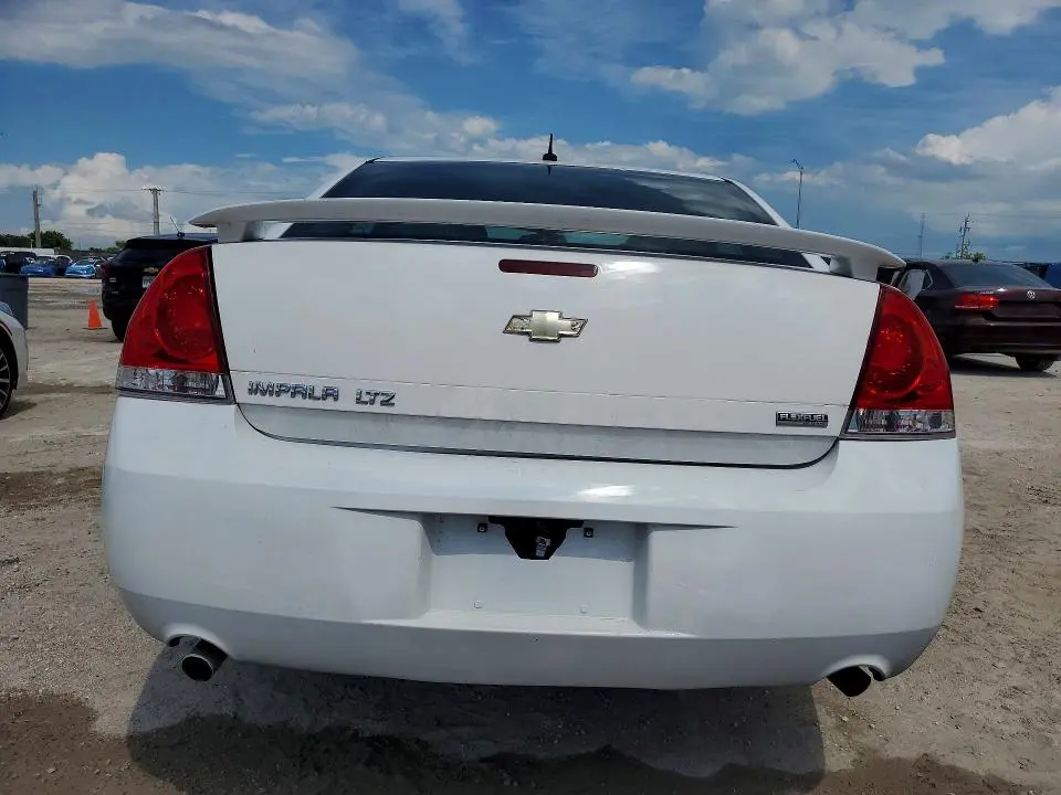 2013 CHEVROLET IMPALA LTZ  