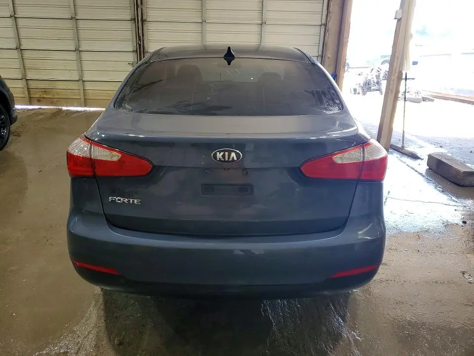 2016 KIA FORTE LX  