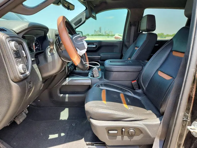 2021 GMC SIERRA K1500 AT4  