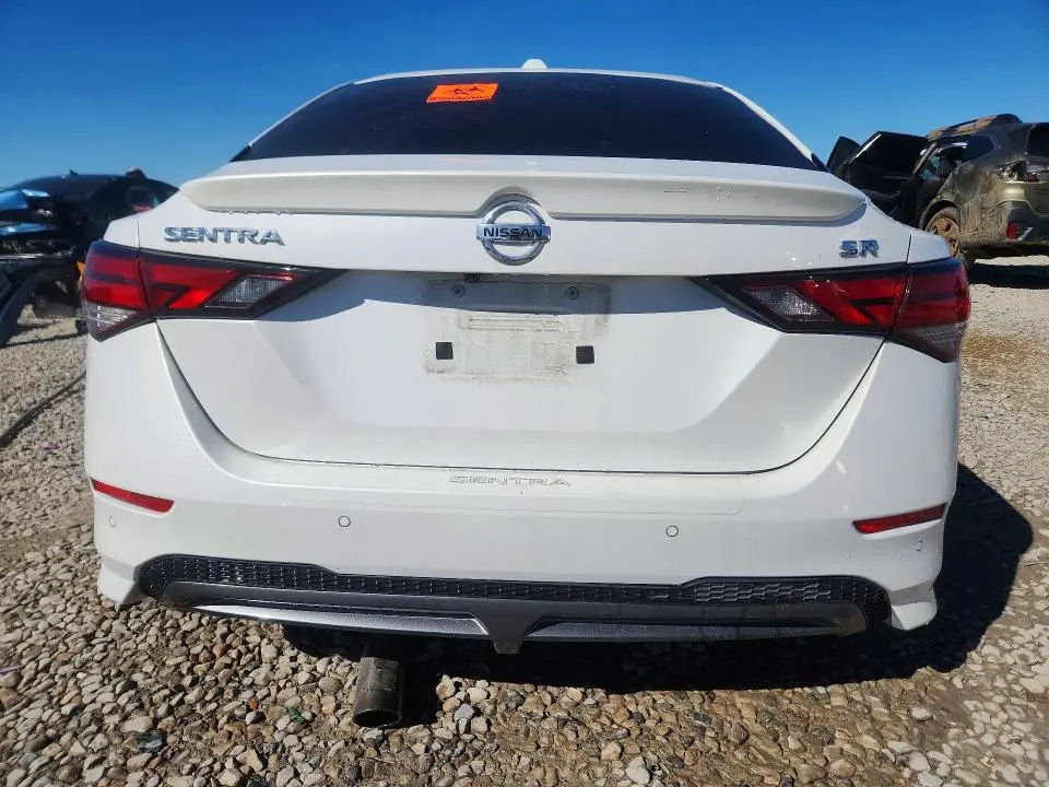2022 NISSAN SENTRA SR  