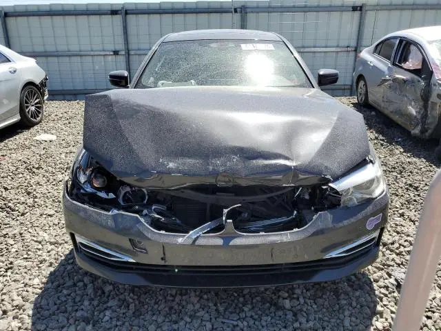 2019 BMW 530XE   