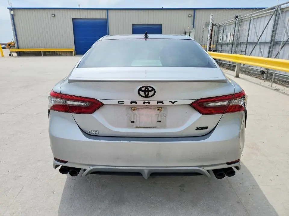 2021 TOYOTA CAMRY CE V6  