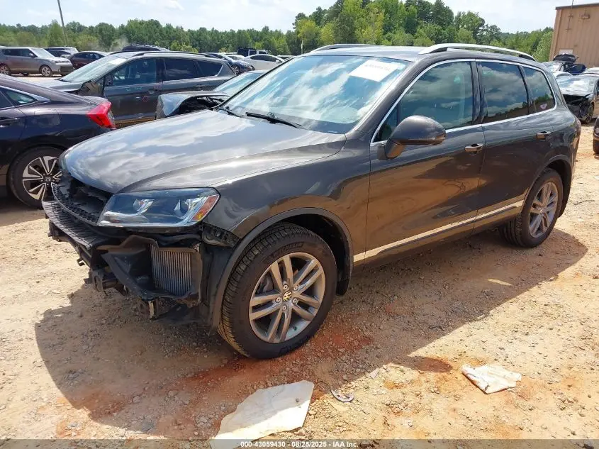2016 VOLKSWAGEN TOUAREG TDI LUX