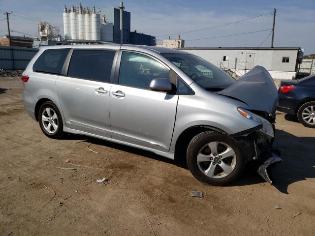 2019 TOYOTA SIENNA LE