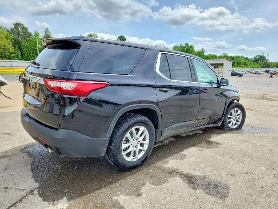 2019 CHEVROLET TRAVERSE LS  